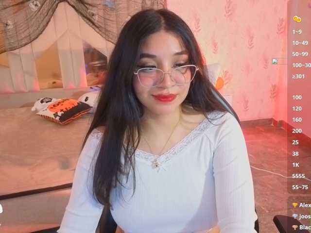 MARIANNA-TAY live cam on BongaCams