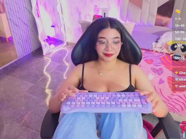 MARIANNA-TAY live cam on BongaCams