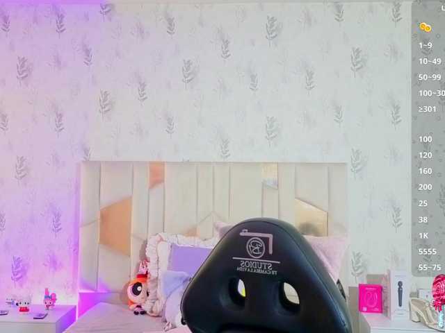 MARIANNA-TAY live cam on BongaCams