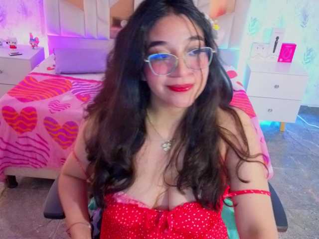 MARIANNA-TAY live webcam show
