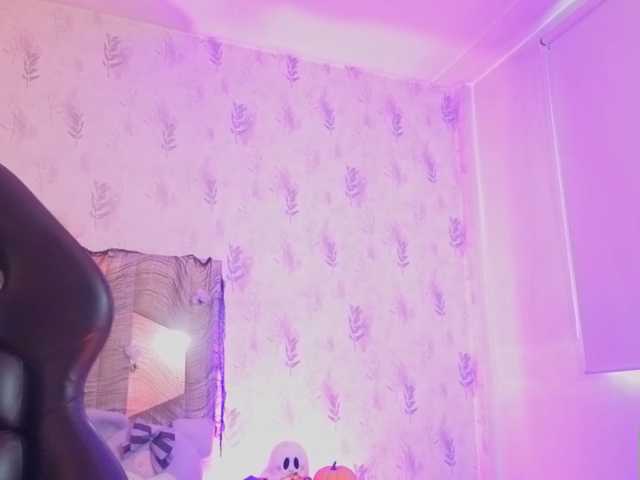 MARIANNA-TAY live cam on BongaCams