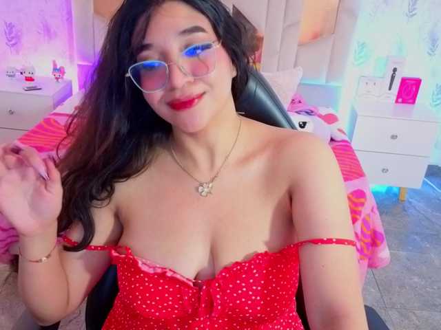 MARIANNA-TAY live cam on BongaCams