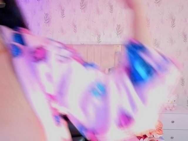 MARIANNA-TAY live cam on BongaCams