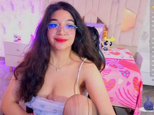 MARIANNA-TAY live cam on BongaCams