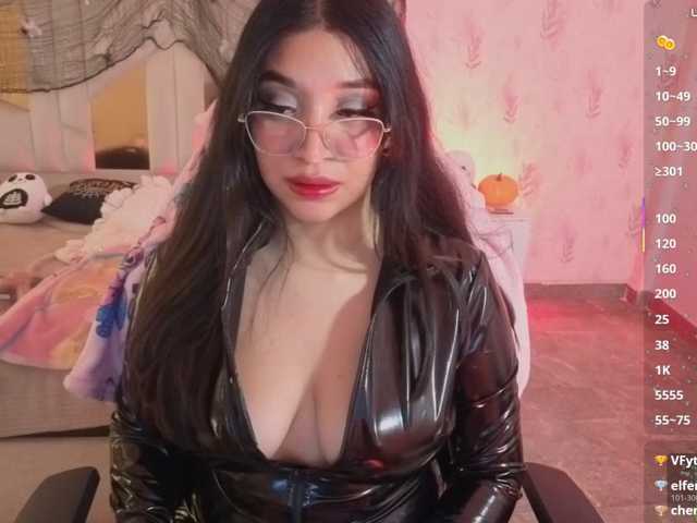 MARIANNA-TAY live cam on BongaCams