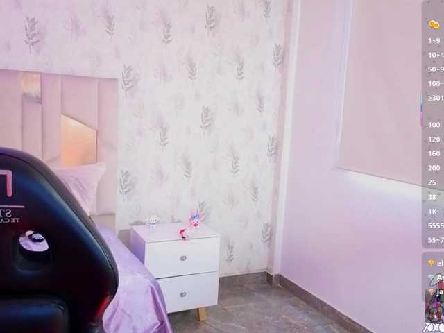 MARIANNA-TAY live cam on BongaCams