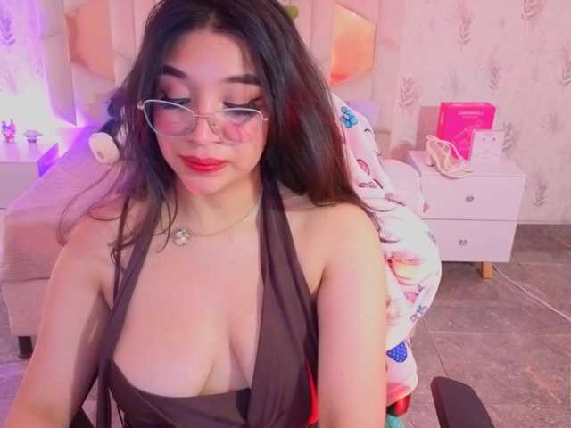 MARIANNA-TAY live cam