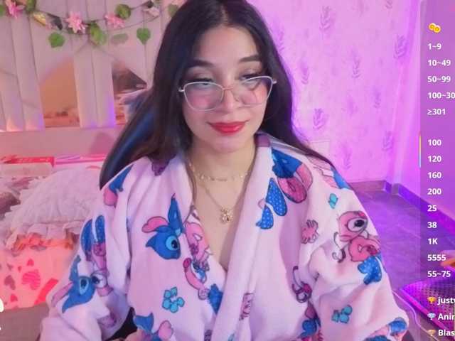 MARIANNA-TAY live cam on BongaCams