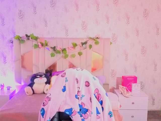 MARIANNA-TAY live cam