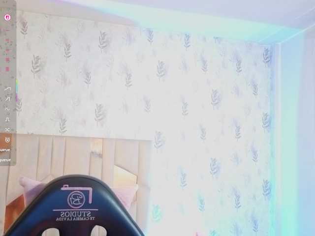 MARIANNA-TAY live cam on BongaCams