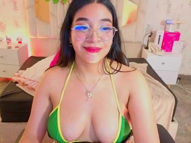 MARIANNA-TAY live cam on BongaCams