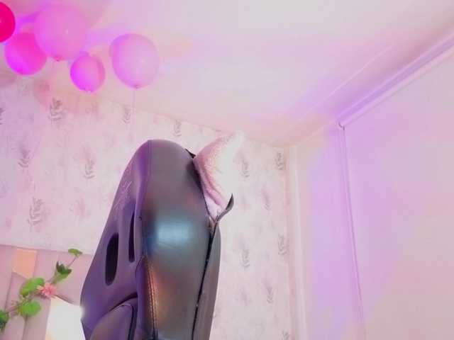 MARIANNA-TAY live cam on BongaCams