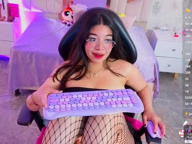 MARIANNA-TAY live cam on BongaCams
