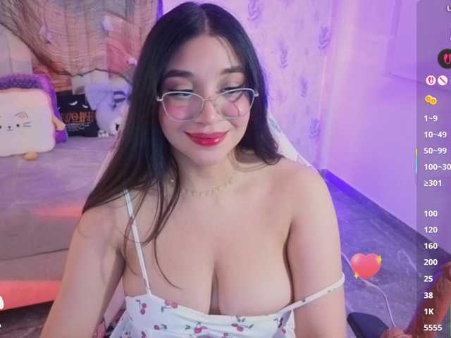 MARIANNA-TAY live cam on BongaCams