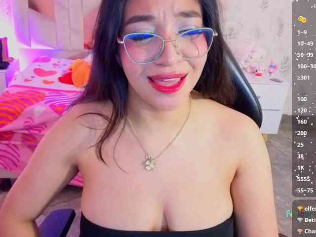 MARIANNA-TAY webcam