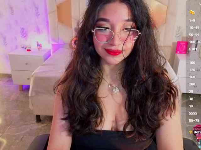 MARIANNA-TAY webcam