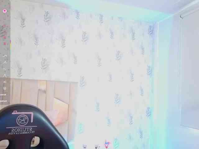 MARIANNA-TAY webcam