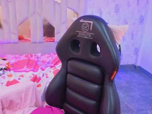 MARIANNA-TAY webcam