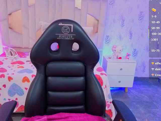 MARIANNA-TAY webcam