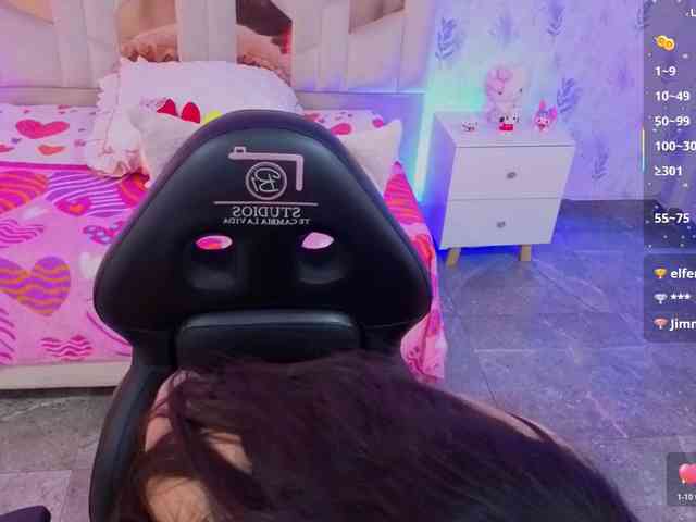 MARIANNA-TAY webcam
