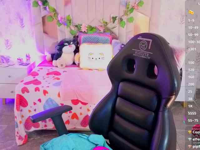 MARIANNA-TAY webcam