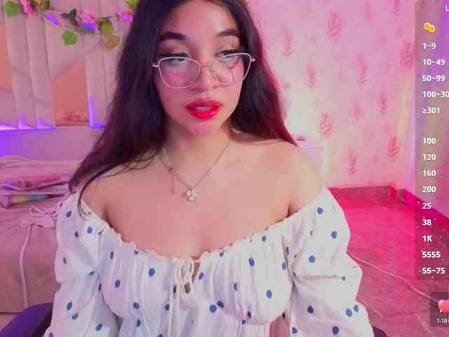 MARIANNA-TAY webcam