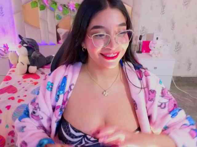 MARIANNA-TAY webcam