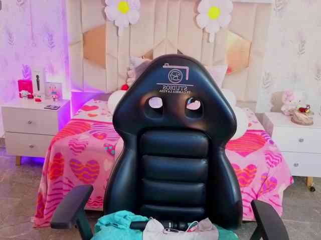 MARIANNA-TAY webcam