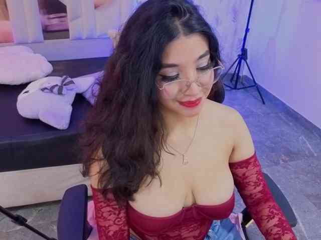 MARIANNA-TAY webcam