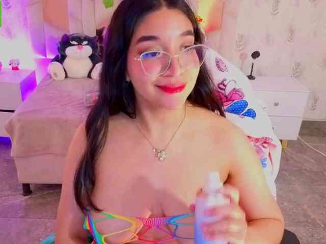 MARIANNA-TAY webcam