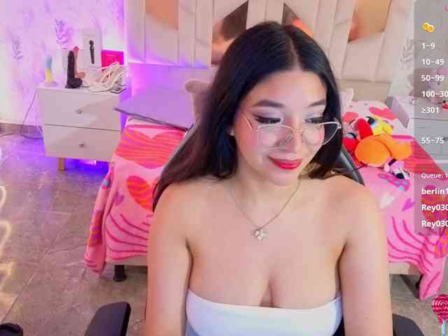 MARIANNA-TAY webcam