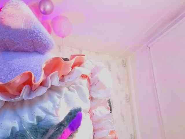 MARIANNA-TAY webcam