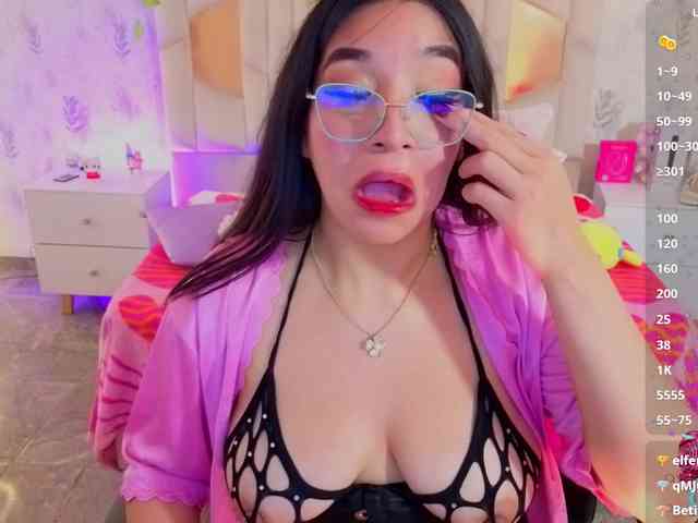 MARIANNA-TAY webcam