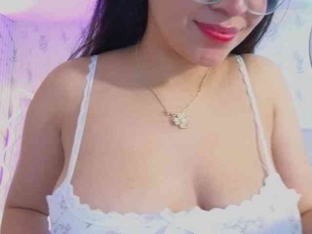 MARIANNA-TAY webcam