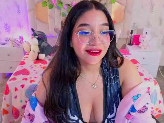 MARIANNA-TAY webcam