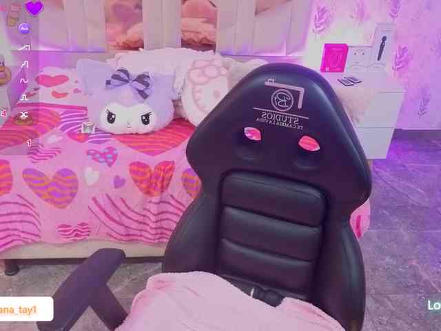 MARIANNA-TAY webcam