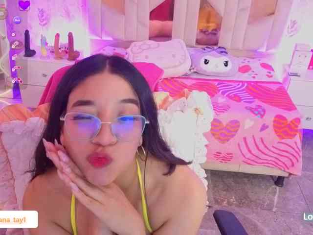 MARIANNA-TAY webcam