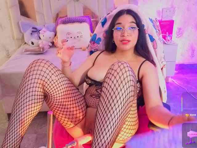 MARIANNA-TAY webcam