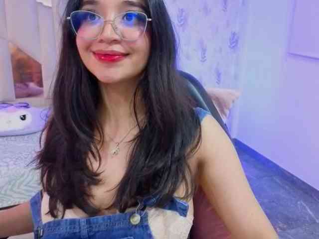 MARIANNA-TAY webcam