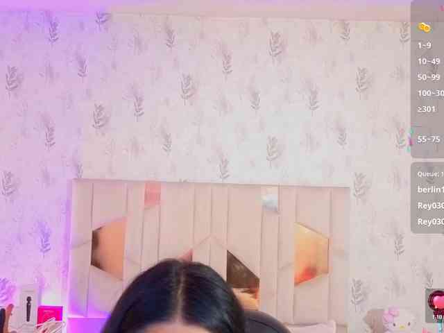 MARIANNA-TAY webcam