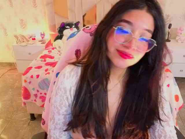 MARIANNA-TAY webcam
