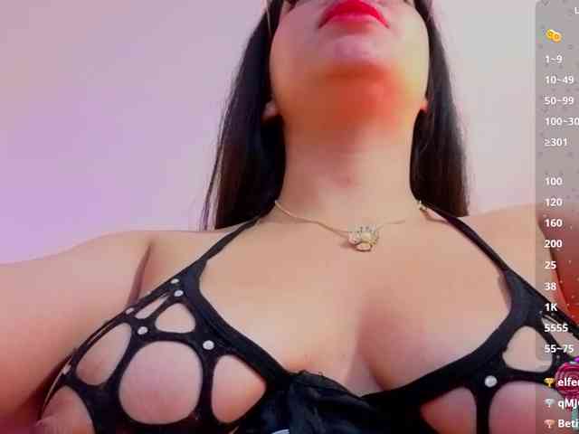 MARIANNA-TAY webcam