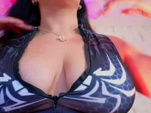MARIANNA-TAY webcam