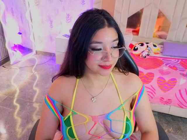 MARIANNA-TAY webcam