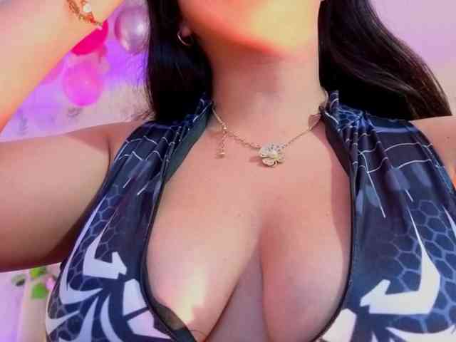 MARIANNA-TAY webcam