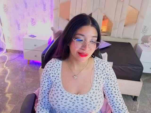 MARIANNA-TAY webcam