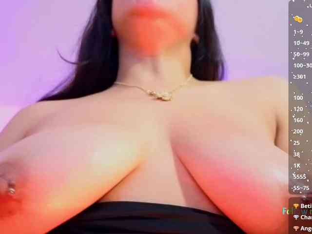 MARIANNA-TAY webcam