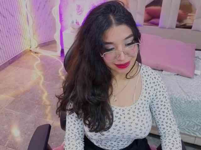 MARIANNA-TAY webcam