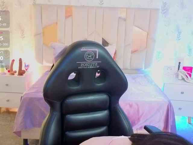 MARIANNA-TAY webcam