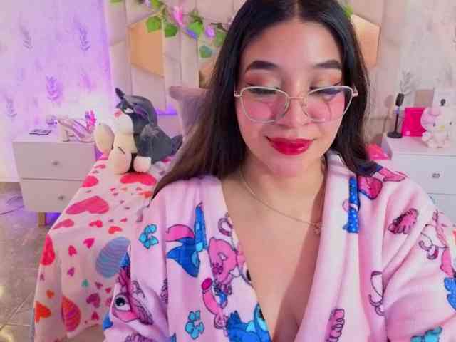 MARIANNA-TAY webcam